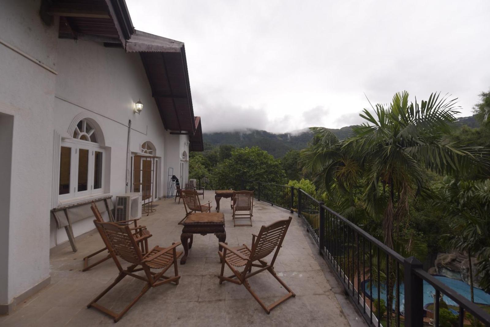 Chaminrich Villa Kandy Esterno foto